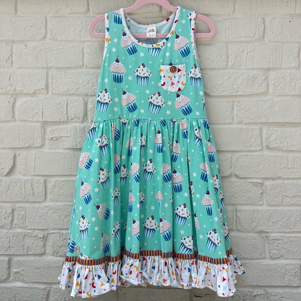 Adorable Girls Wildflowers Dress size 10